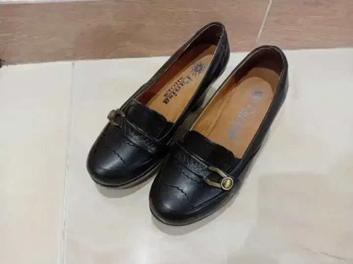 کفش زنونه|کیف، کفش، کمربند|تهران, کیانشهر|دیوار