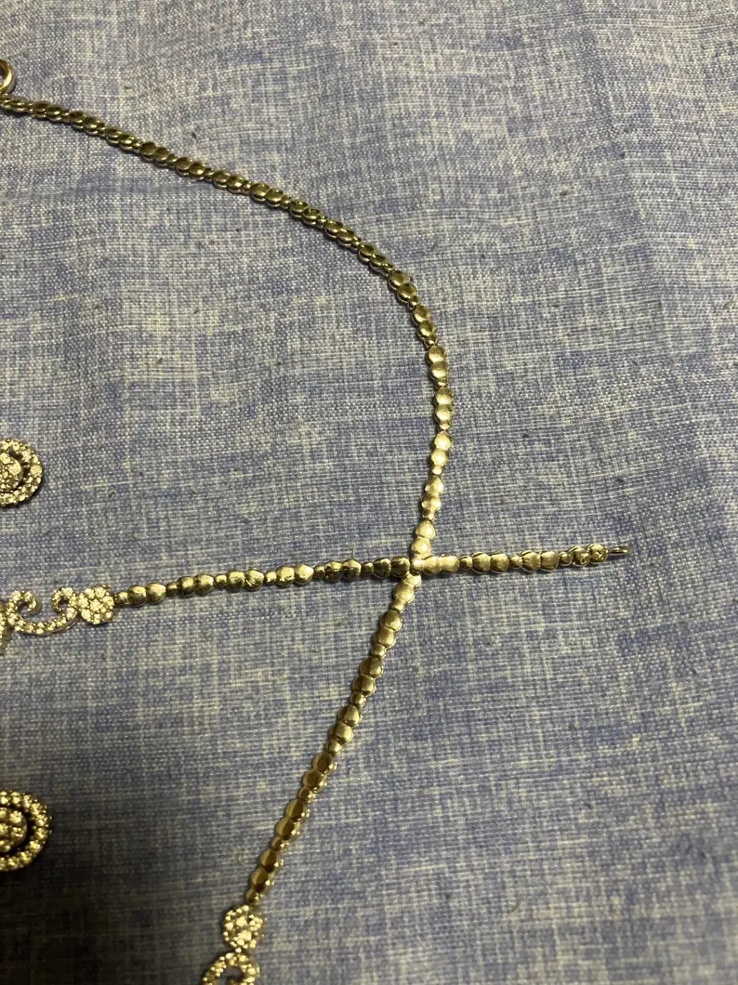 سرویس طلا سفید حدودا ۳۳گرم در|جواهرات|اصفهان, پروین|دیوار