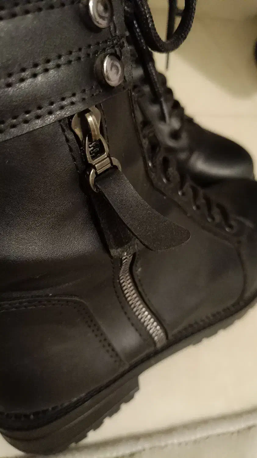 نیم بوت با کیفیت چرم مصنوعی|کیف، کفش، کمربند|قم, کیوانفر|دیوار