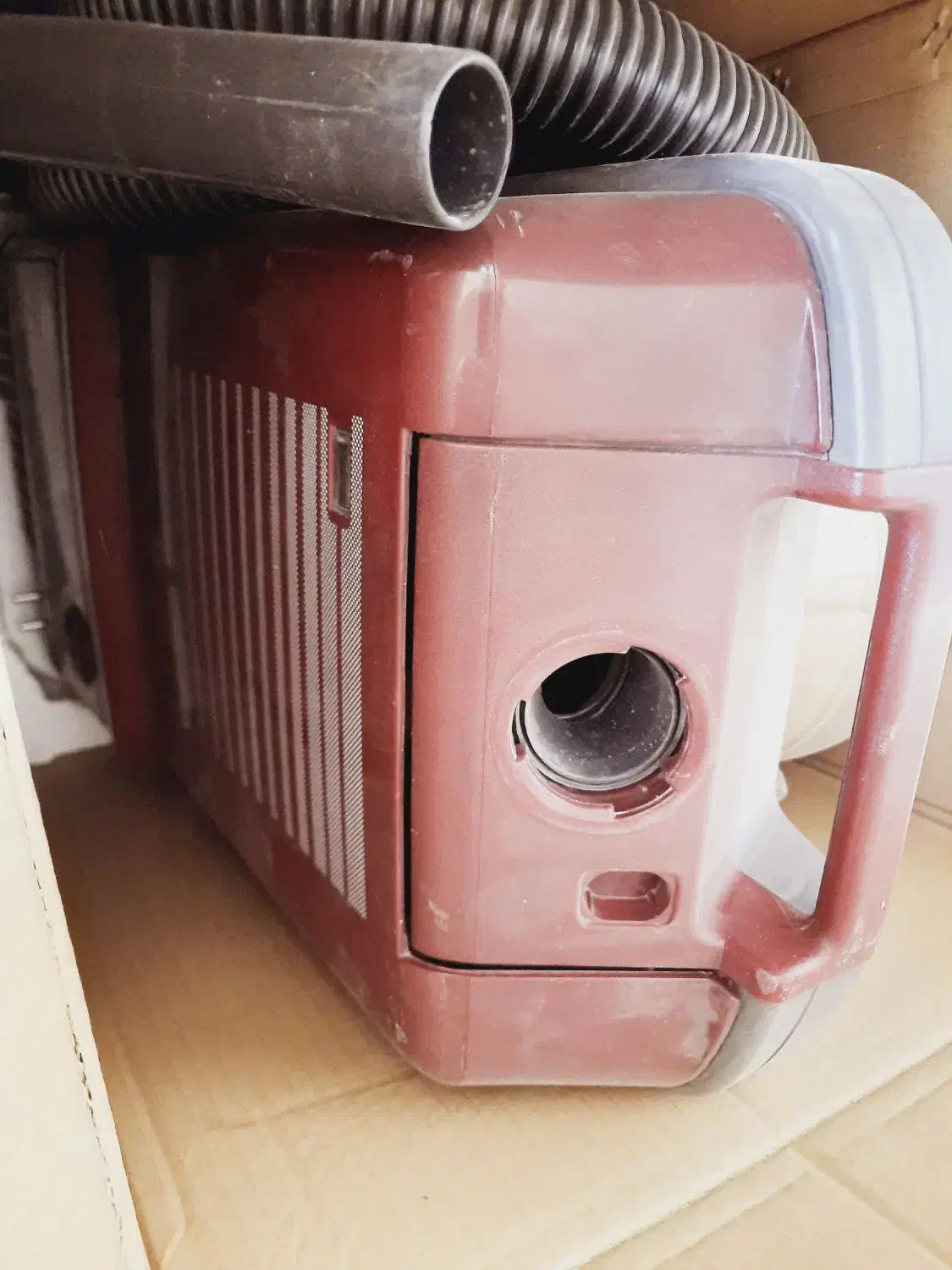 جارو برقی سالم سالم|جاروبرقی، جارو شارژی، بخارشو|شاهینشهر, اقبال لاهوری|دیوار