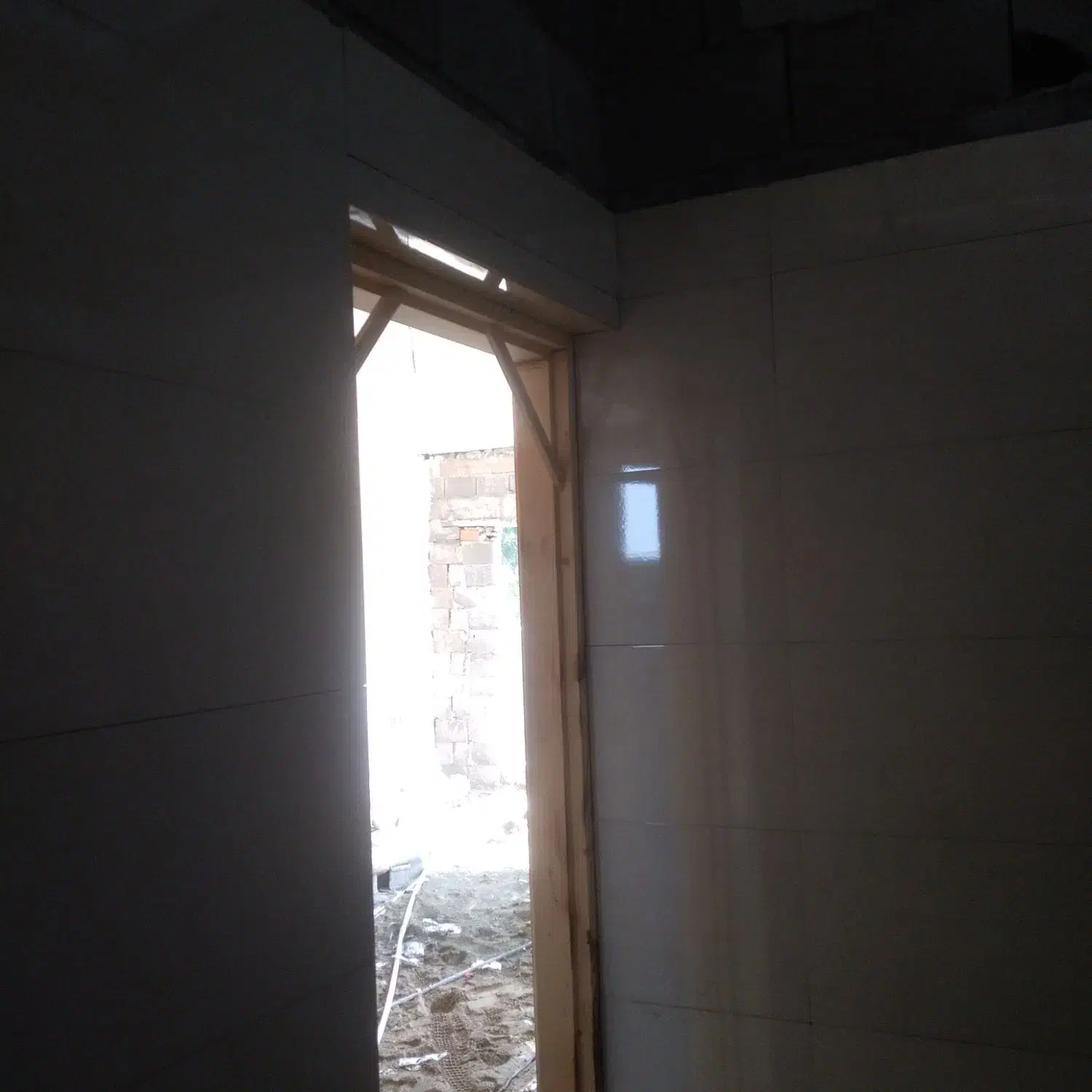 ۲۷۰تومن نصب سرامیک|خدمات پیشه و مهارت|بابلسر, |دیوار