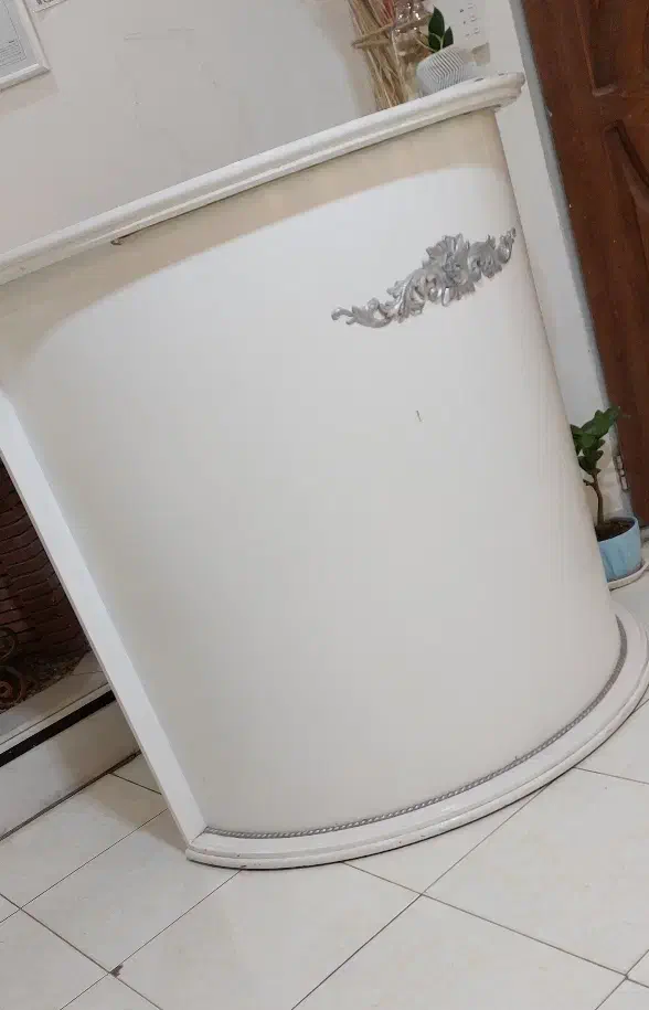 میزناخن 1عدد کانترمنشی بانورمخفی استندلاک|آرایشگاه و سالن‌های زیبایی|رباط‌کریم, رباط‌کریم|دیوار