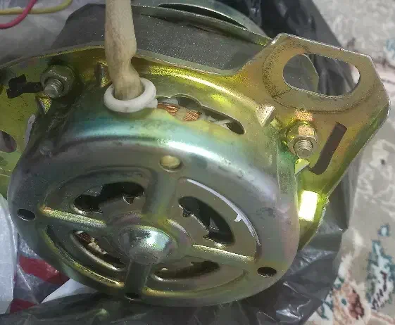 موتور ماشین لباسشویی هایر|ماشین لباسشویی و خشککن لباس|پرند, فاز ۵|دیوار