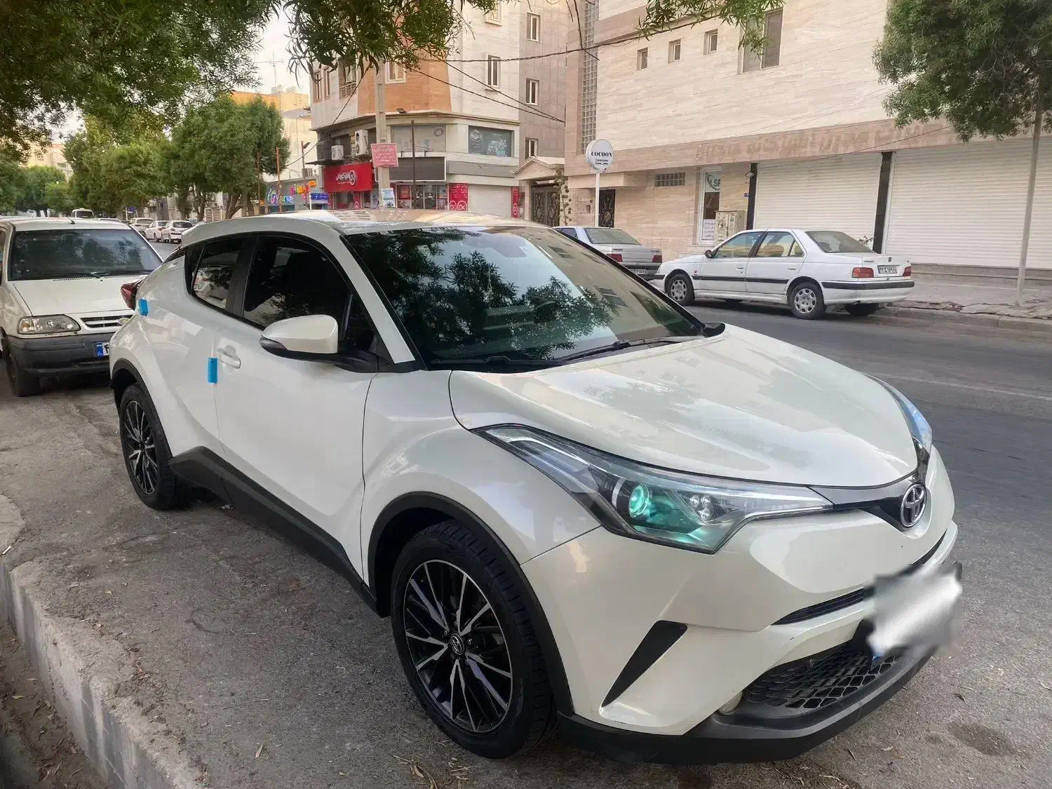 فروش تویوتا chr|خودرو سواری و وانت|بوشهر, |دیوار