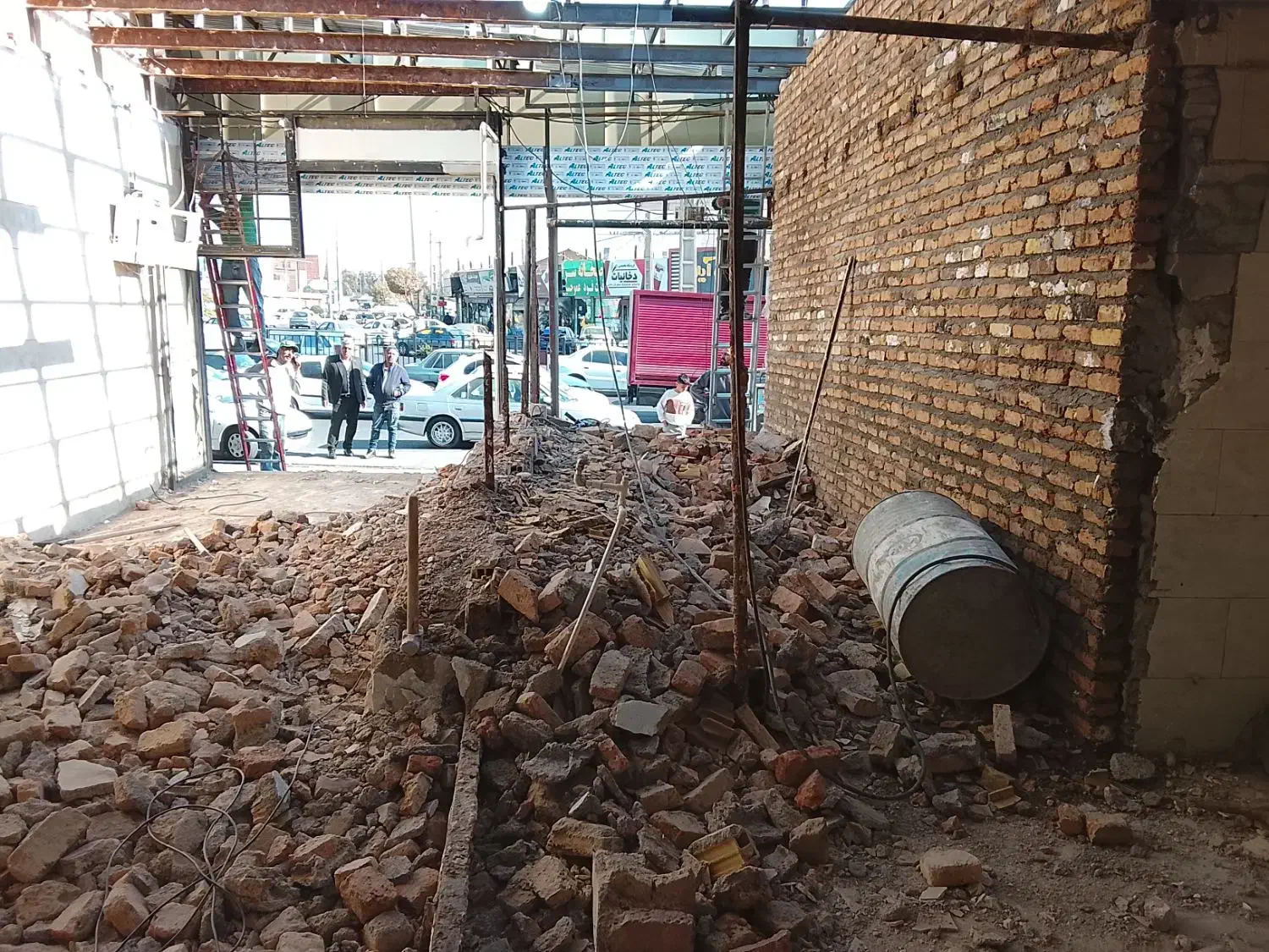 تخریب ساختمان انجام میدم|خدمات پیشه و مهارت|فردیس, فردیس|دیوار