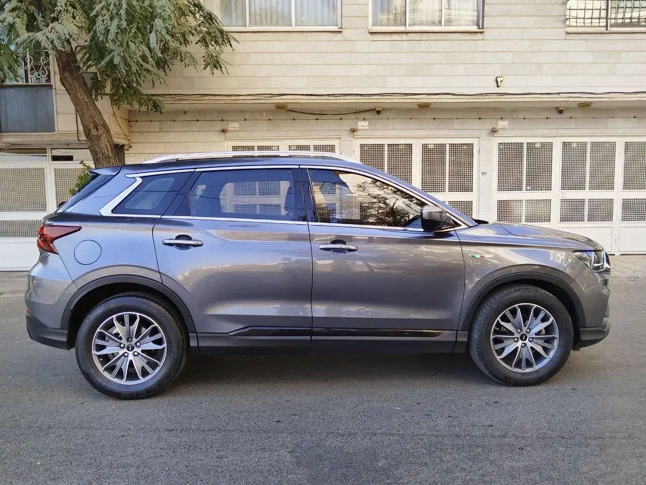 SWM G01 مدل 1399 شاسی بلند شیک ، پر آپشن ایتالیا|خودرو سواری و وانت|مشهد, زمانه|دیوار