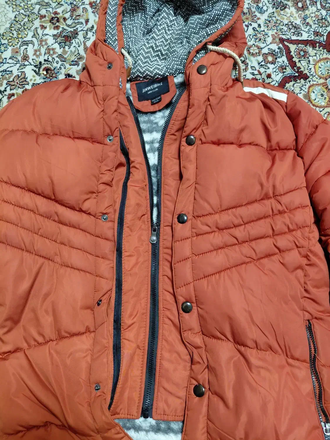 کاپشن.|لباس|کردکوی, |دیوار