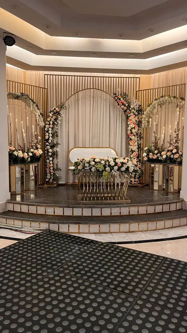 تالار های تشریفات اریا|خدمات پذیرایی، مراسم|بهارستان, |دیوار