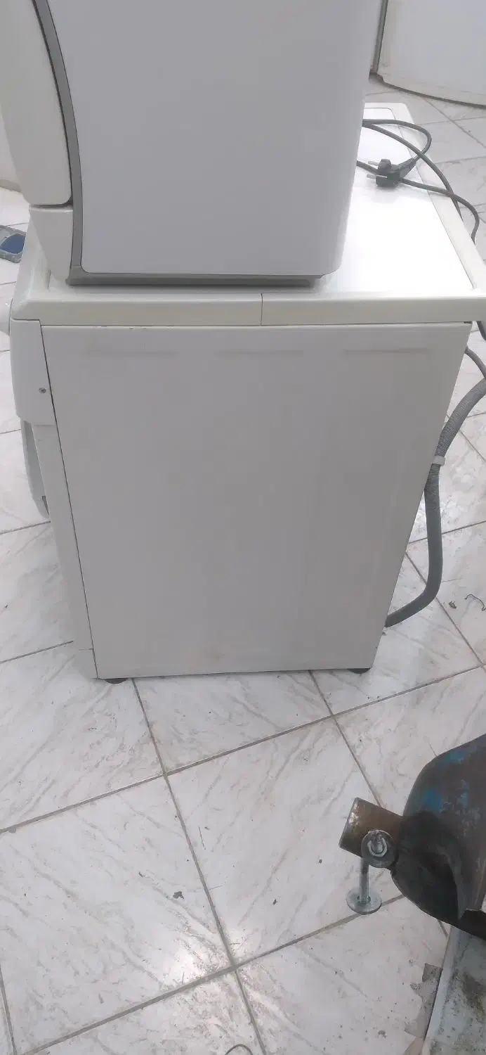 سامسونگ ۷ کیلویی کره اصل|ماشین لباسشویی و خشک‌کن لباس|قم, هفت تیر|دیوار