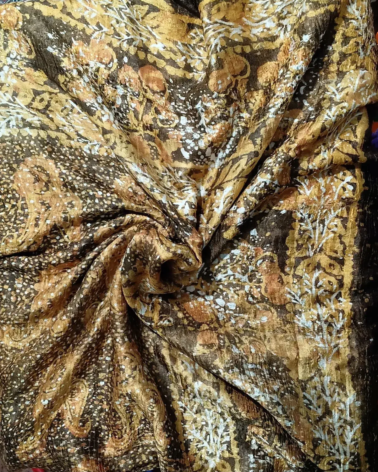 شال قدیم|لباس|اردبیل, |دیوار