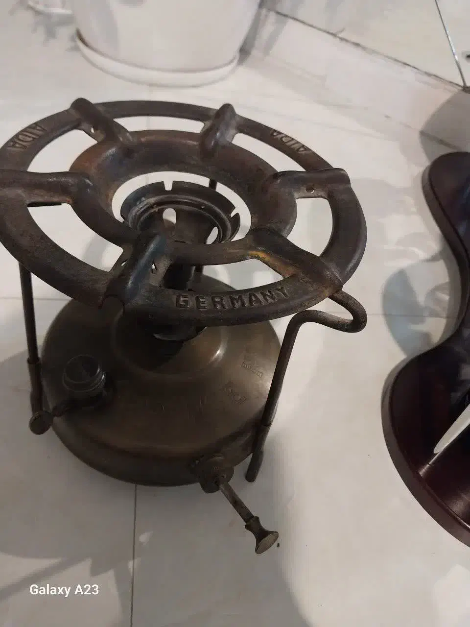 چراغ قدیمی پریموس|کلکسیون اشیاء عتیقه|کرمان, |دیوار