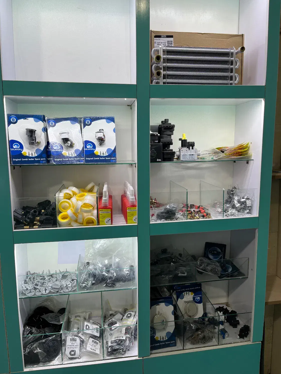 تعمیر و سرویس تخصصی پکیج و آبگرمکن دیواری،تصفیه آب|خدمات پیشه و مهارت|یزد, |دیوار