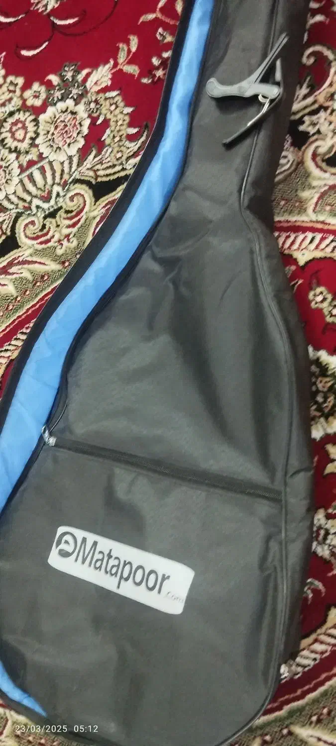 گیتار|گیتار، بیس، امپلیفایر|قم, دروازه ری|دیوار