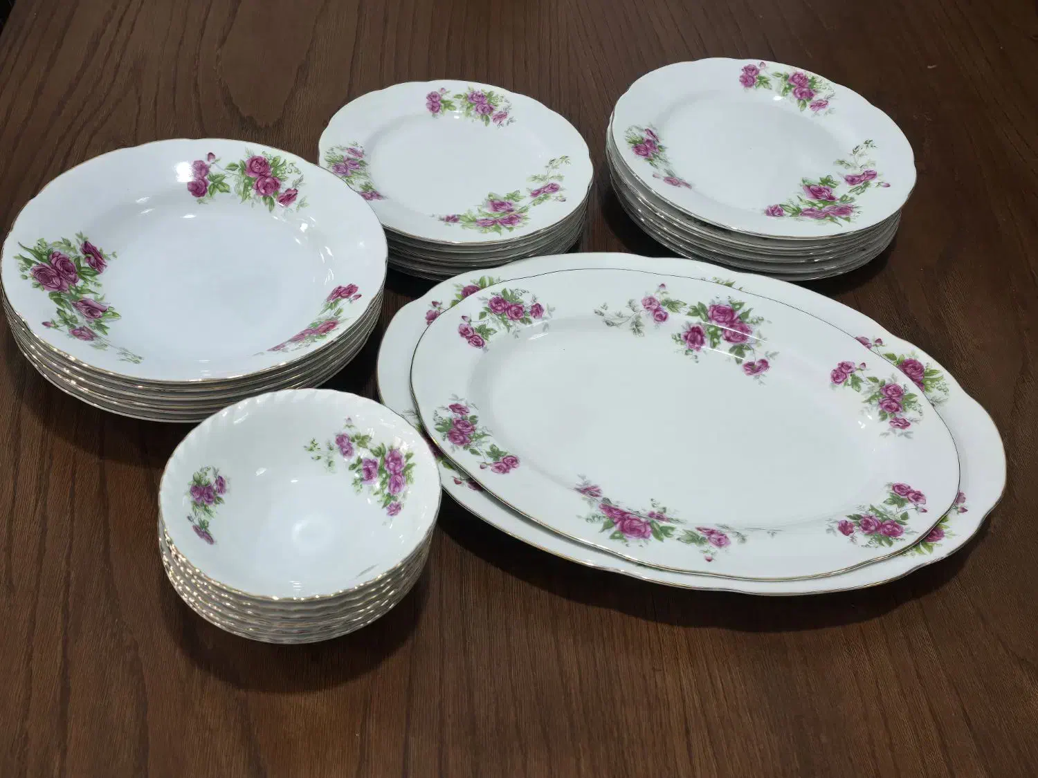 ظروف گل سرخی|ظروف سرو و پذیرایی|جم, |دیوار