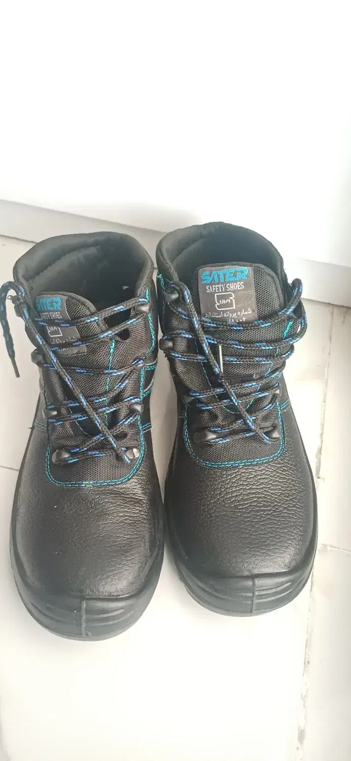 کفش کار|کیف، کفش، کمربند|بیرجند, |دیوار