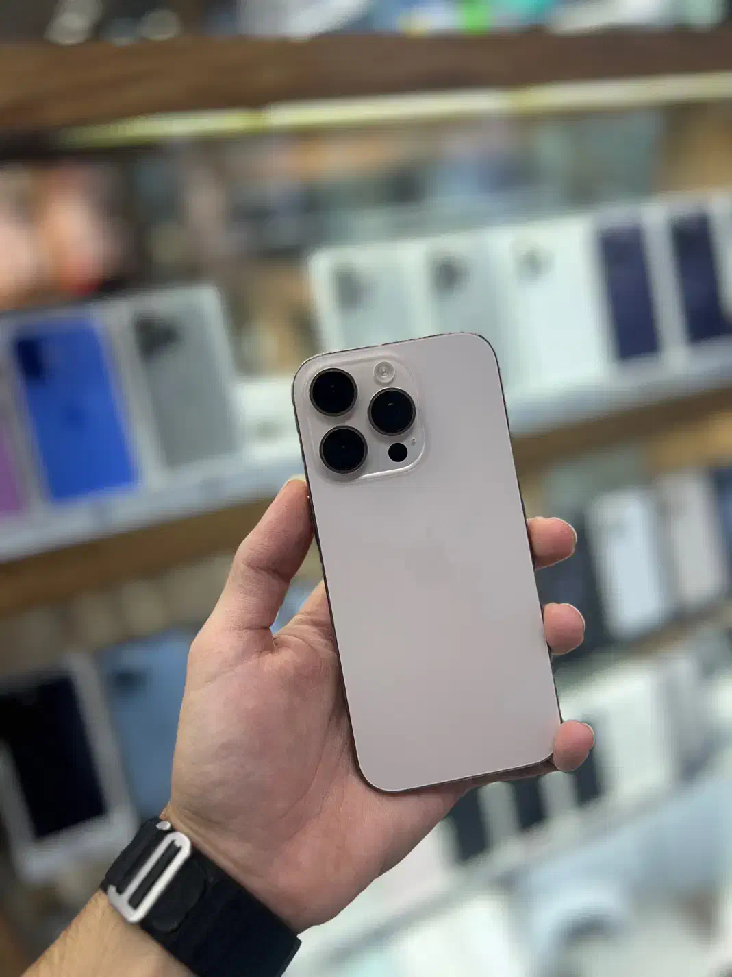 iphone 16 pro 512 رجیستر شده|موبایل|کرج, عظیمیه|دیوار