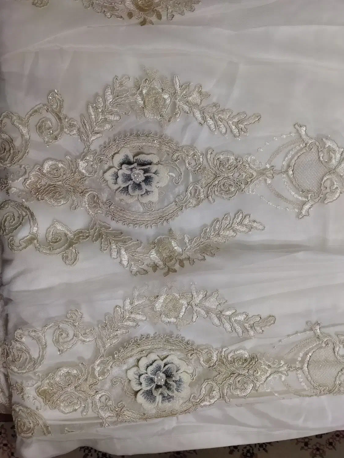 پرده پذیرایی فلت حریر ترک شاین دار گل مروارید کوب|پرده، رانر، رومیزی|قم, کیوانفر|دیوار