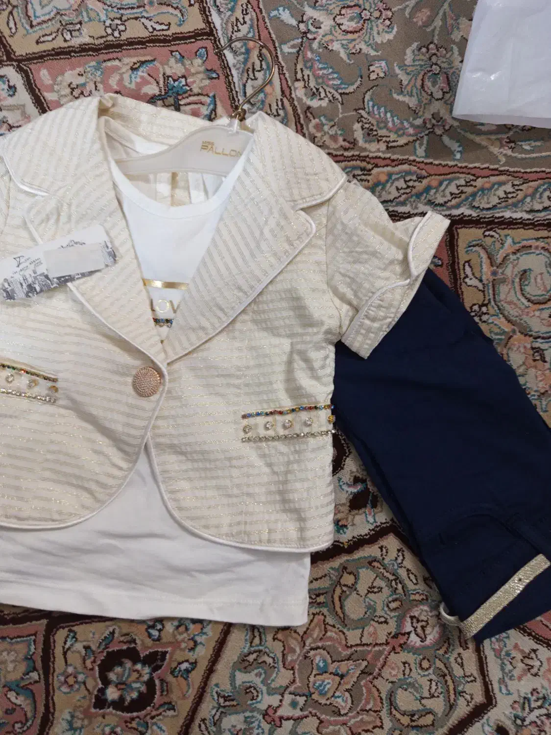 لباس بچگانه|کفش و لباس بچه|سمنان, |دیوار