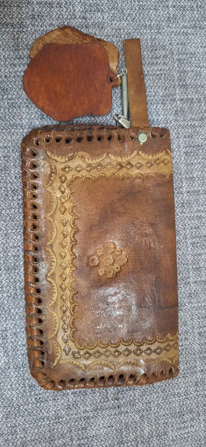 کیف پول چرم زنانه حکاکی شده|کیف، کفش، کمربند|آران و بیدگل, |دیوار