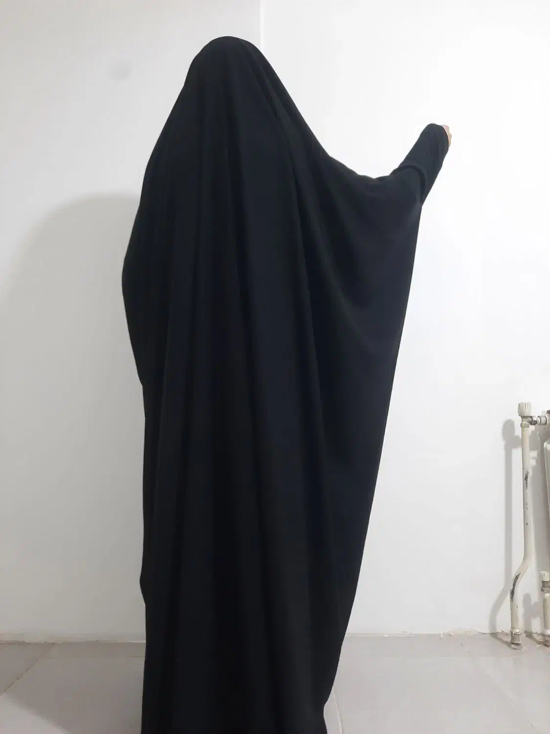 چادر مشکی زنانه (بحرینی)|لباس|پرند, فاز ۶|دیوار