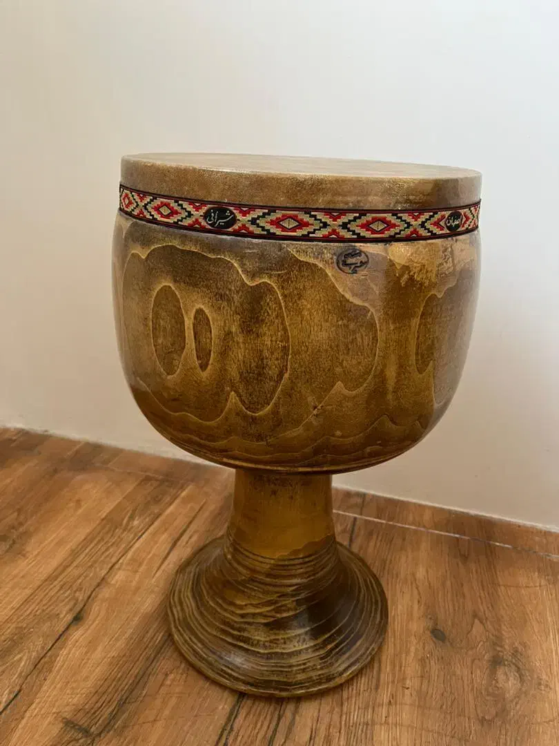 تنبک اصفهان شیرانی|سازهای سنتی|زنجان, |دیوار