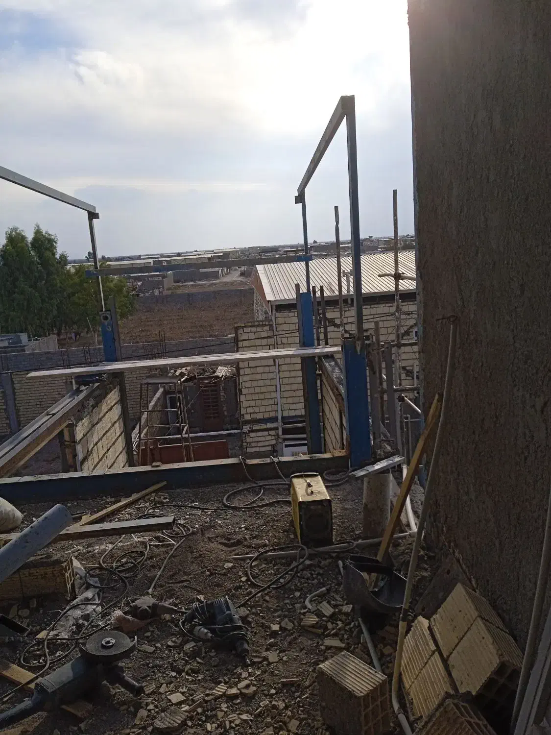 خدمات جوشکار خردکاری برشکاری سیار|خدمات پیشه و مهارت|سیرجان, |دیوار