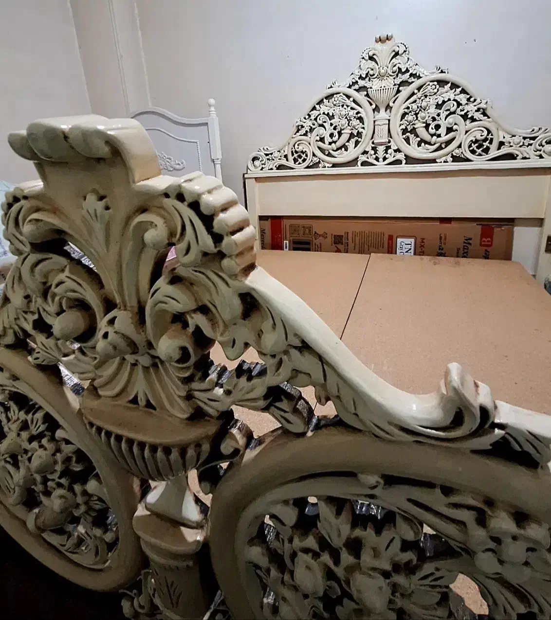 سرویس خواب|تخت و سرویس خواب|لنگرود, |دیوار