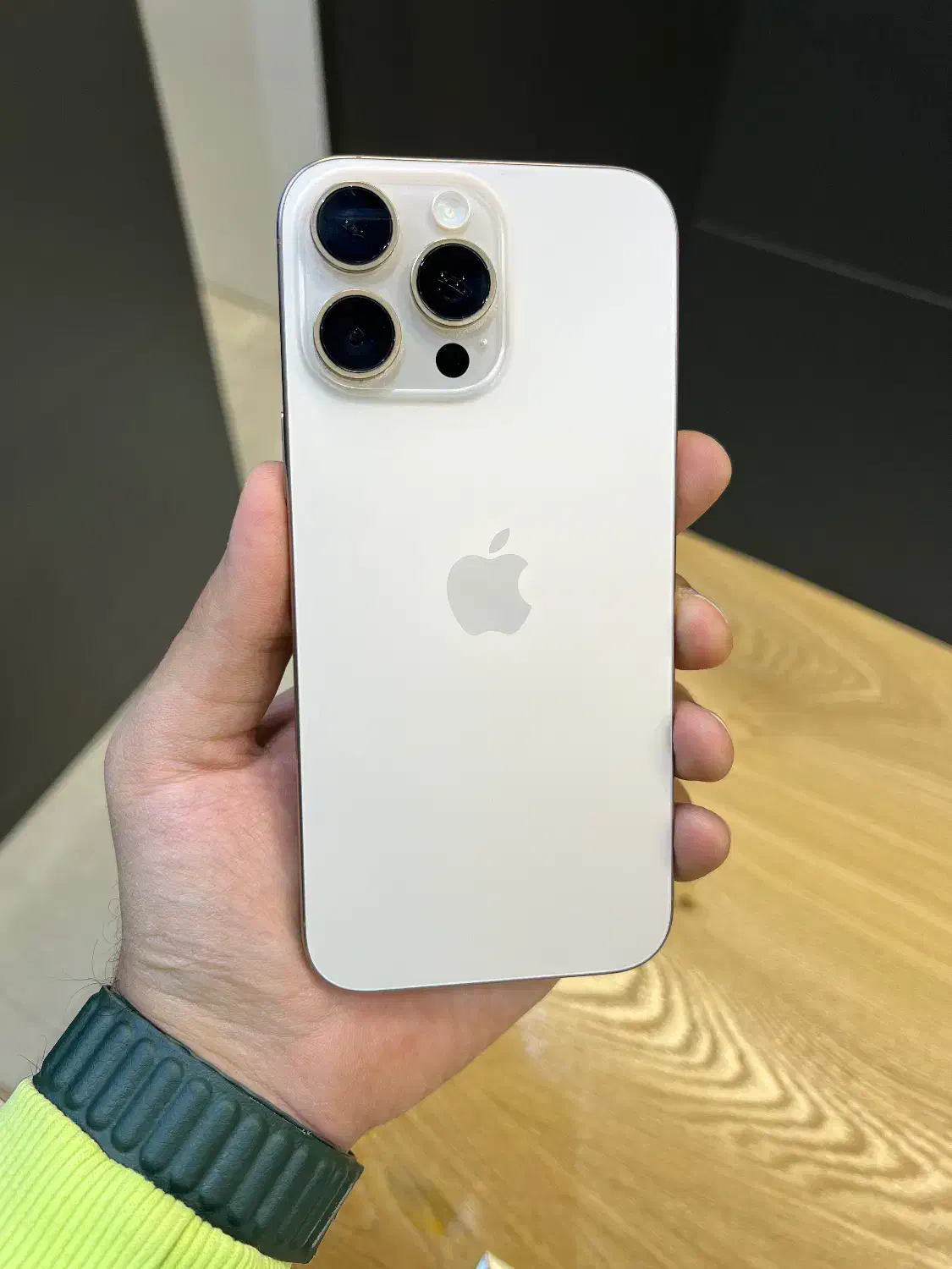 iPhone 16 Pro Max 256GB ZA Desert|موبایل|اصفهان, مسجد مصلی|دیوار