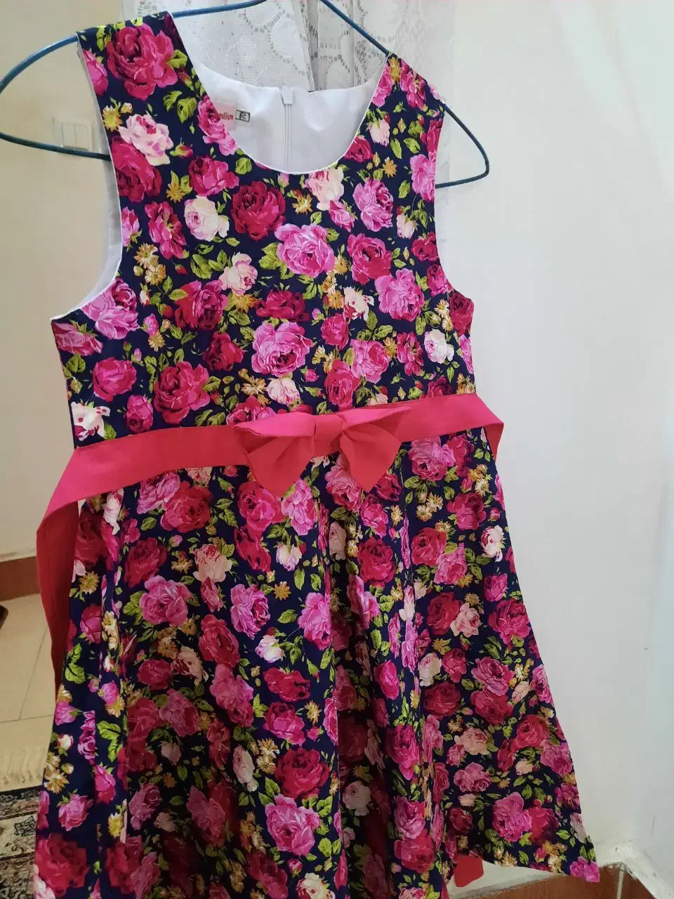 لباس یلدایی در حد نو|لباس|ساری, |دیوار