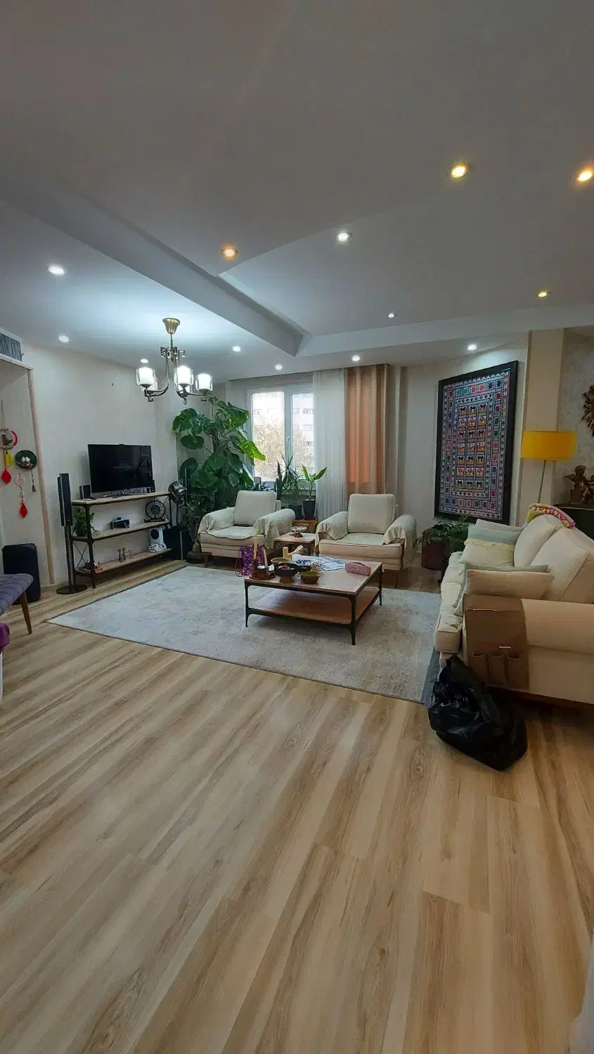 اپارتمان ۱۴۰ متر خوش نقشه|فروش آپارتمان|مشهد, ارشاد|دیوار