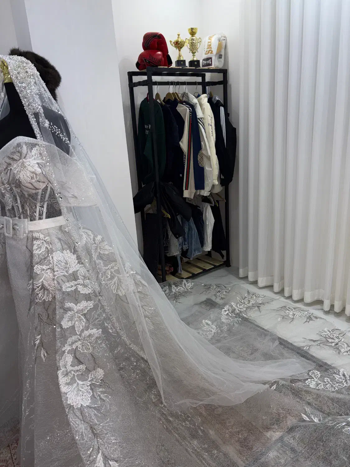 لباس عروس|لباس|پاکدشت, پاکدشت (مامازند)|دیوار