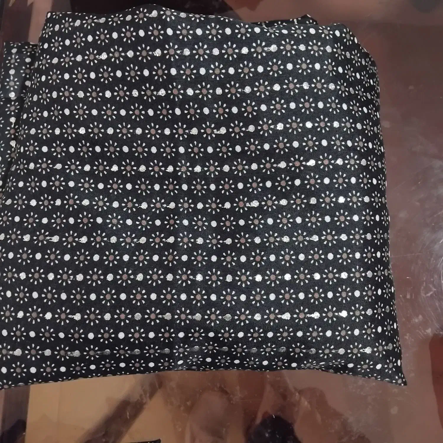 هدیه چادر رنگی|لباس|شیروان (خراسان), |دیوار