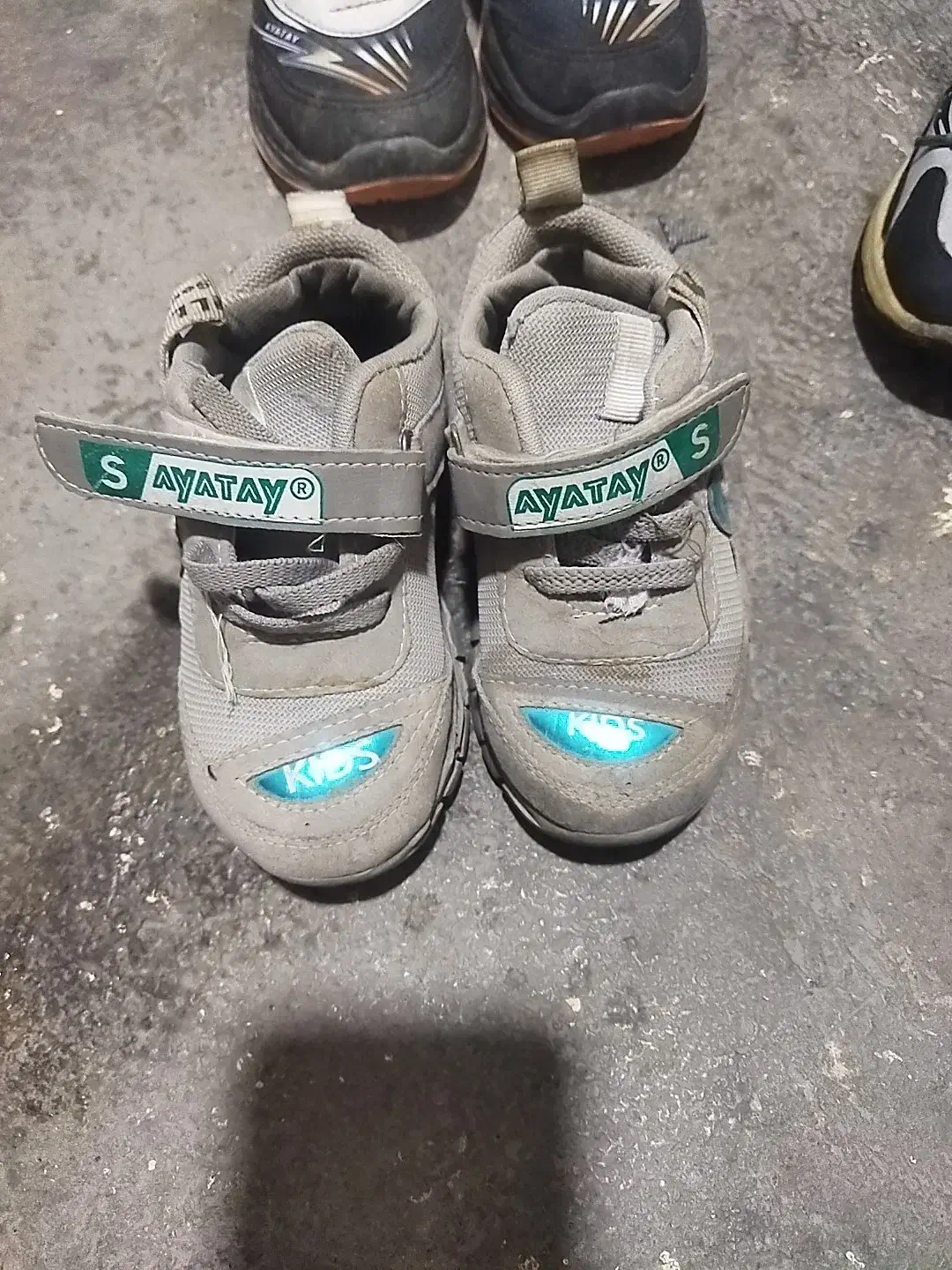 کفش بچه گانه|کفش و لباس بچه|کرمانشاه, |دیوار