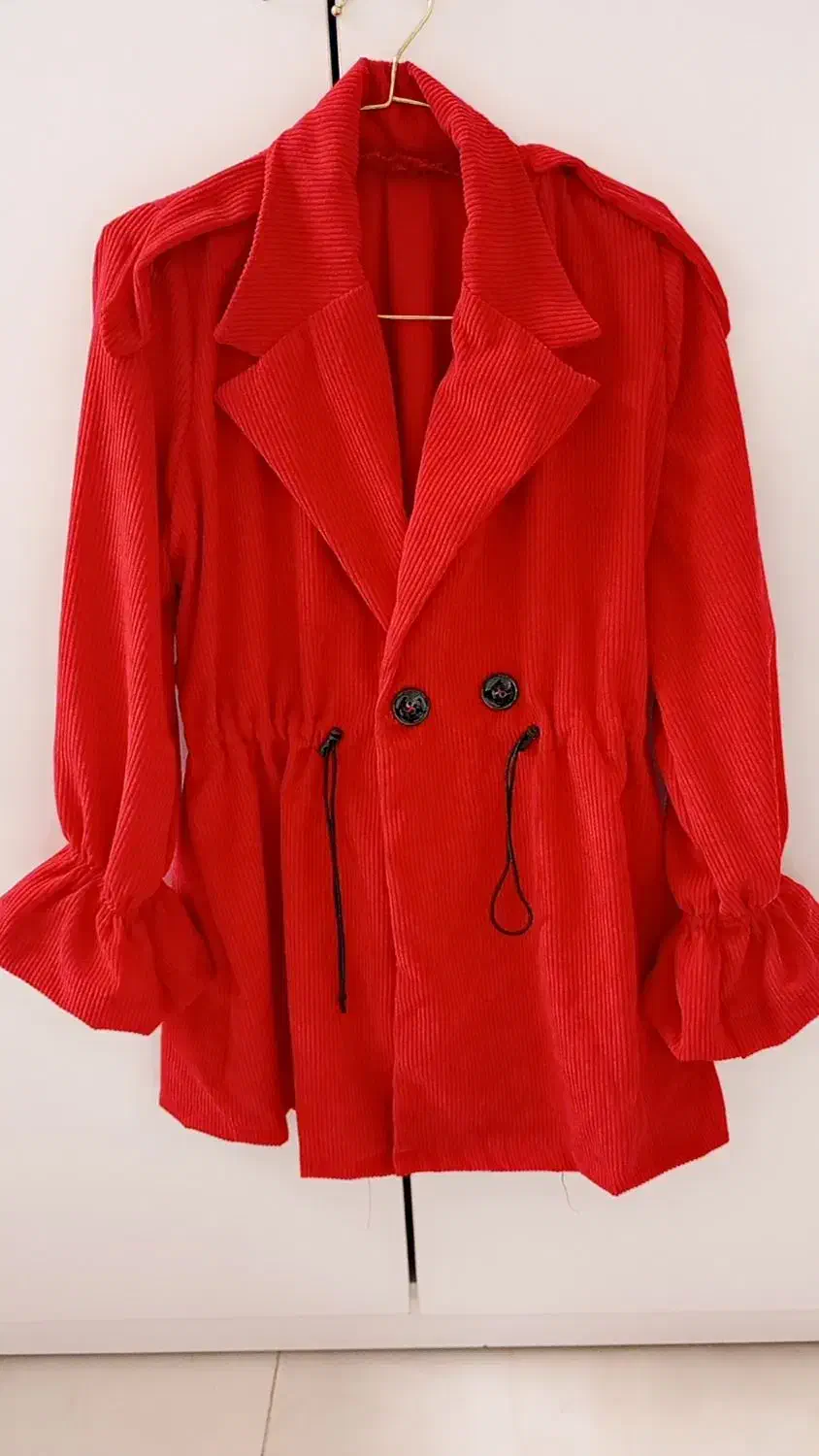 مانتو کبریتی|لباس|نیشابور, مبارکه|دیوار