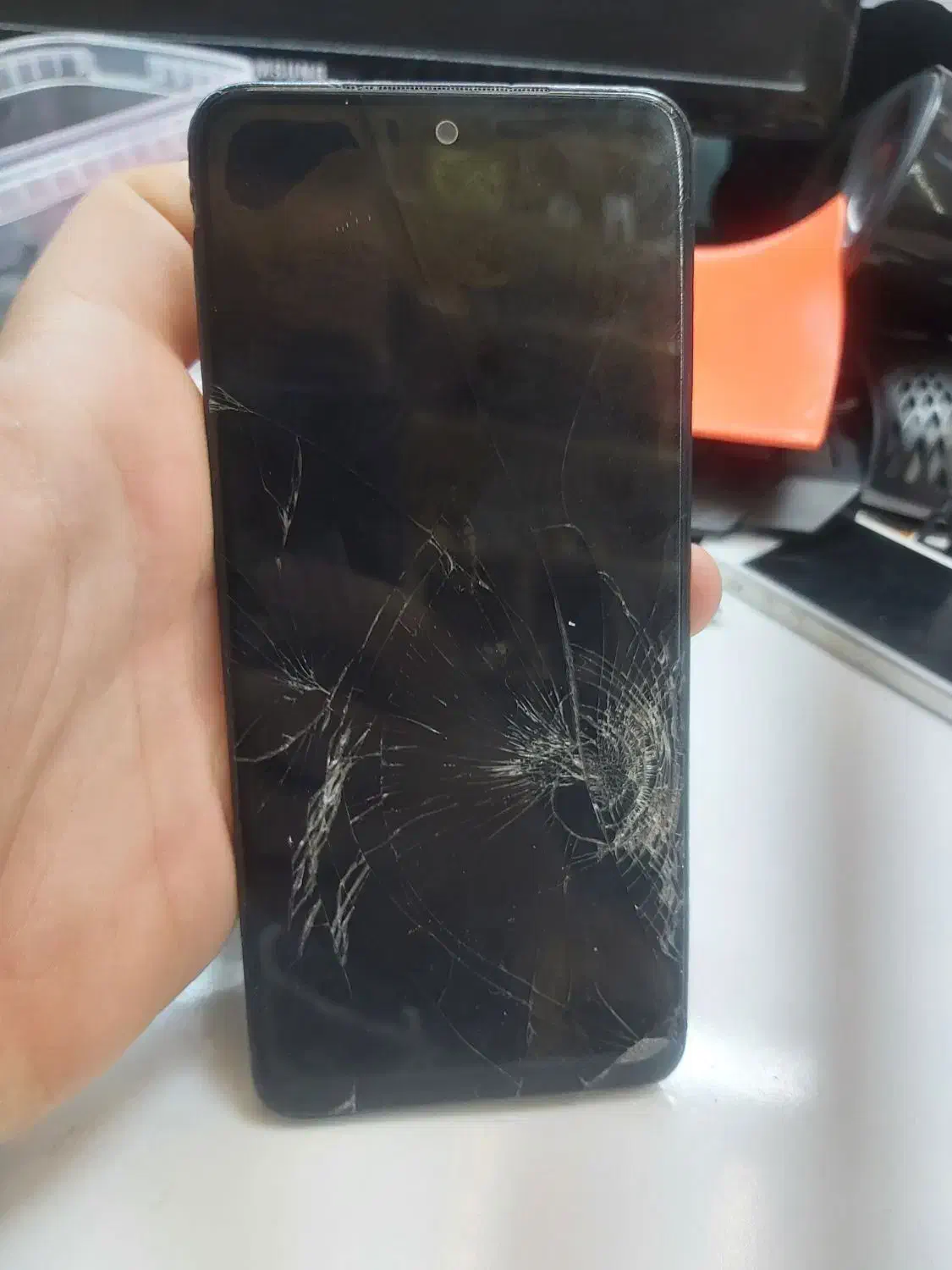 تعمیرات تخصصی و خریدار گوشی ال سی دی شکسته شما|موبایل|مشهد, ایثار|دیوار