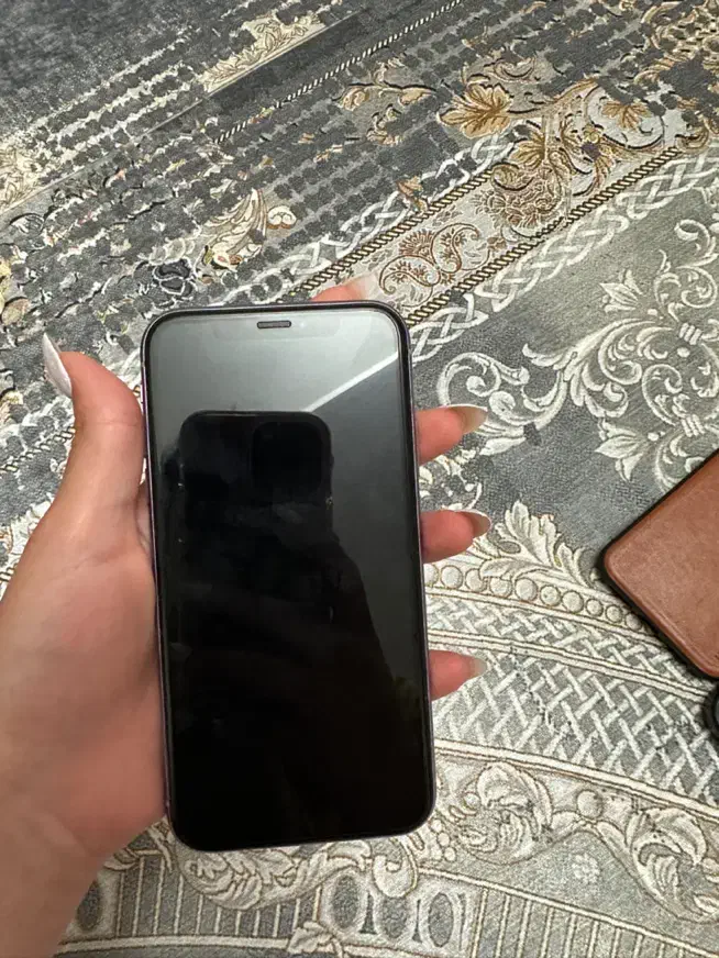 ایفون ۱۱نرمال ۱۲۸ch|موبایل|قم, زنبیل آباد|دیوار