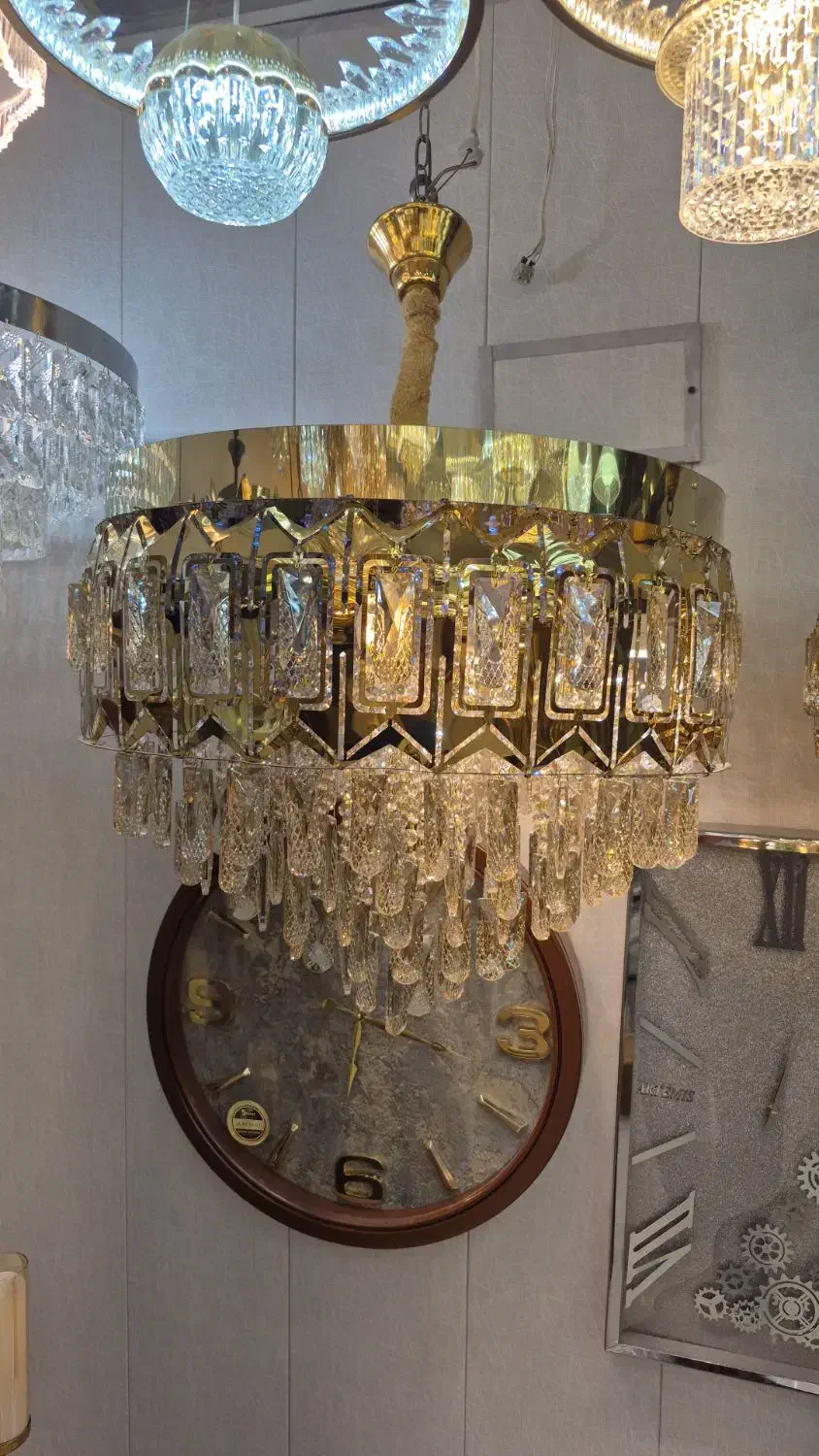 لوستر مدرن و شاخه ای|لوستر و چراغ آویز|رشت, جهاد|دیوار