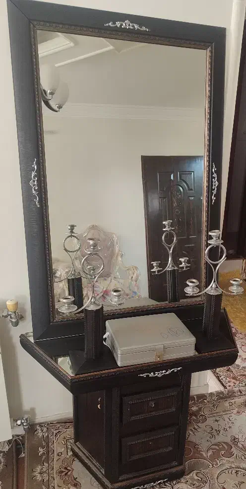 آینه و شمعدان|آینه|مشهد, سرافرازان|دیوار