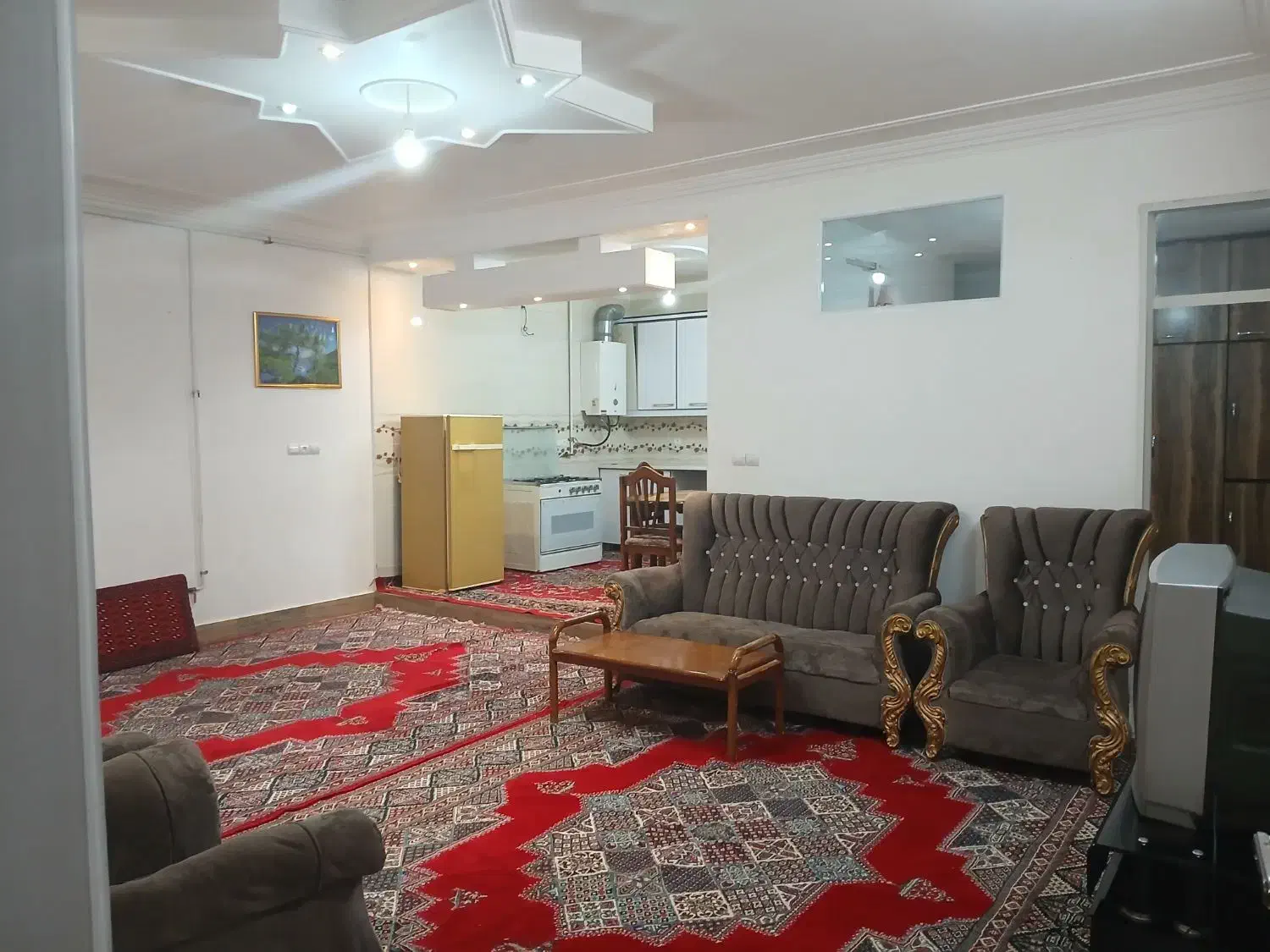 سوییت|اجارهٔ کوتاهمدت آپارتمان و سوئیت|بروجرد, |دیوار