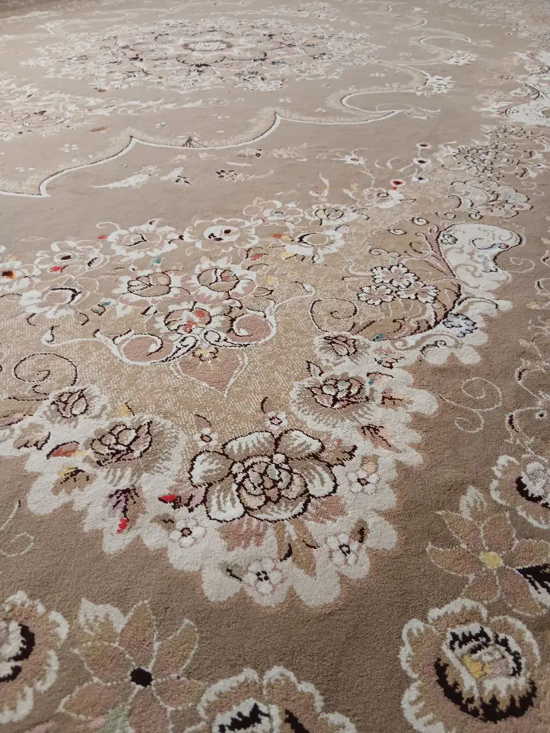 فرش مشهد فوق العاده ضخیم|فرش|ابهر, |دیوار