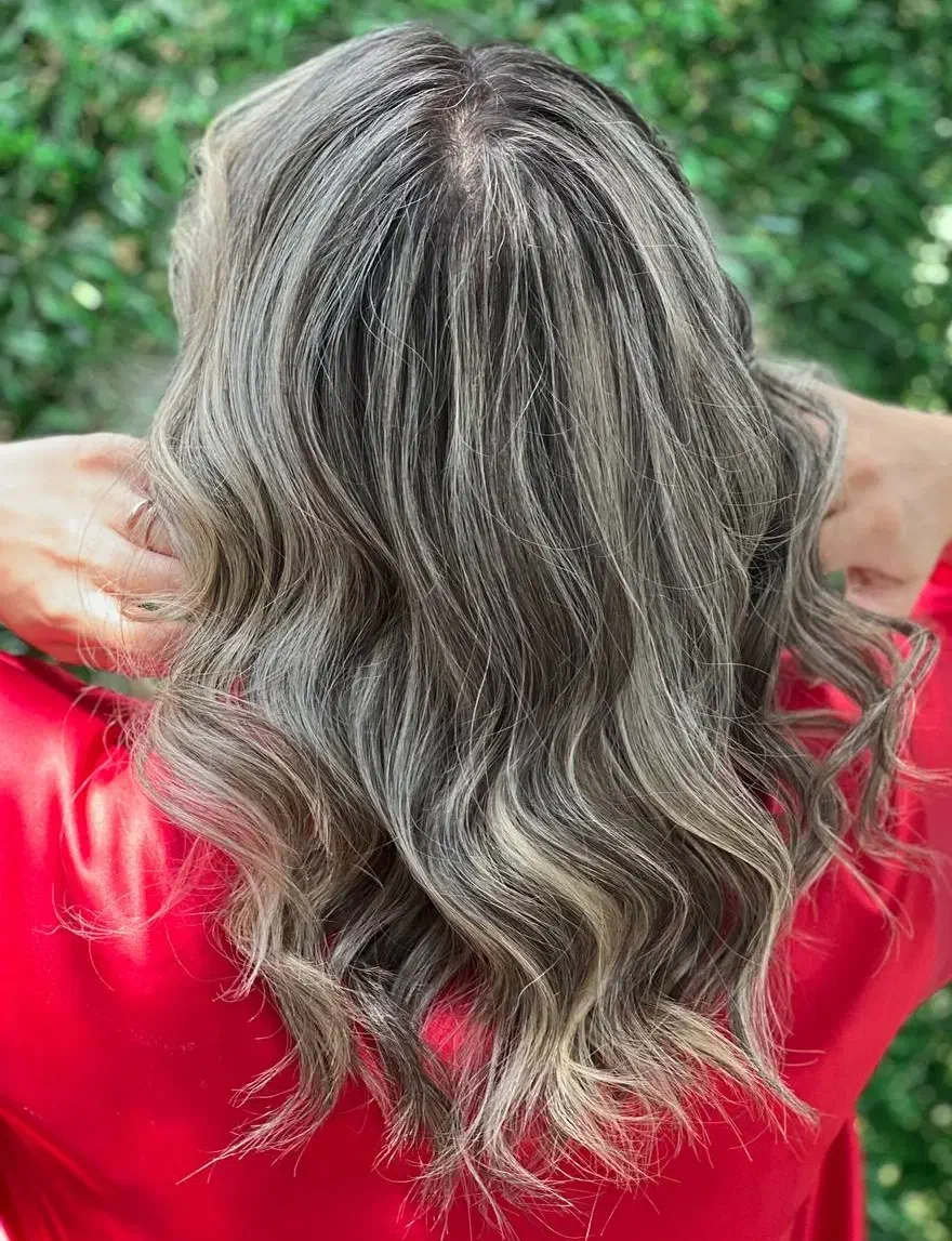 رنگ و لایت مو آف 50%|خدمات آرایشگری و زیبایی|رشت, استقامت ۱|دیوار