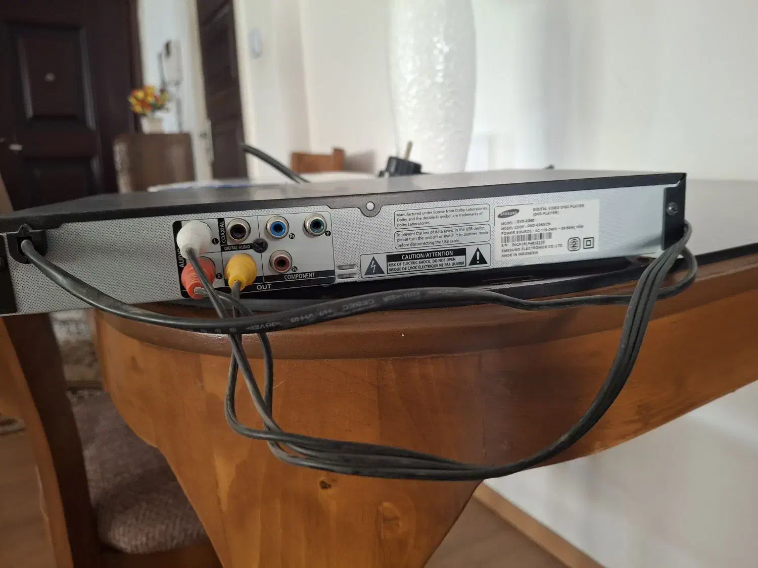 دی وی دی|پخشکننده DVD و ویدیو|پرند, فاز ۵|دیوار