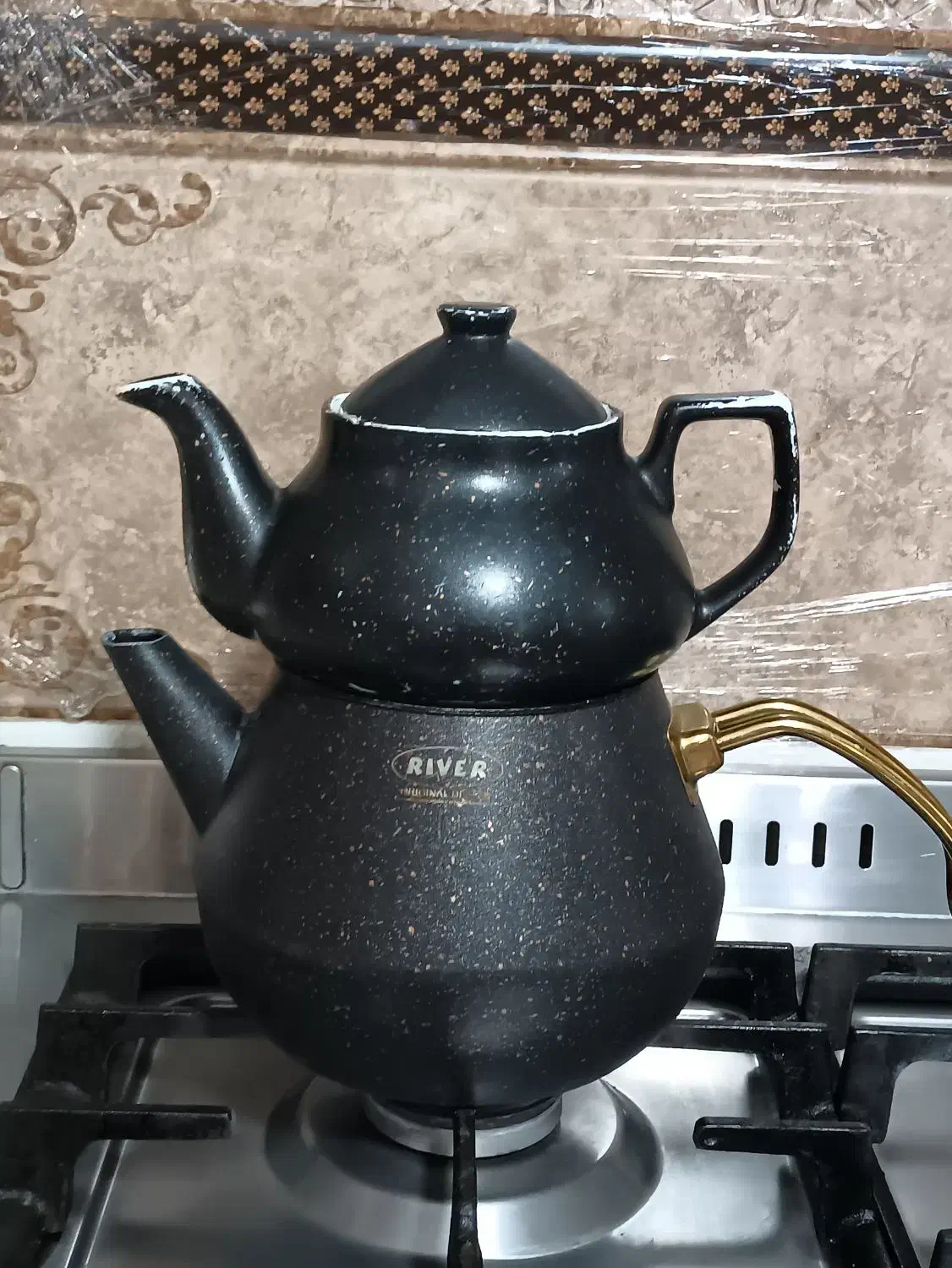 کتری و قوری دسته طلایی تمام گرانیت ریور|قوری، کتری، قهوهساز دستی|اصفهان, ابر|دیوار