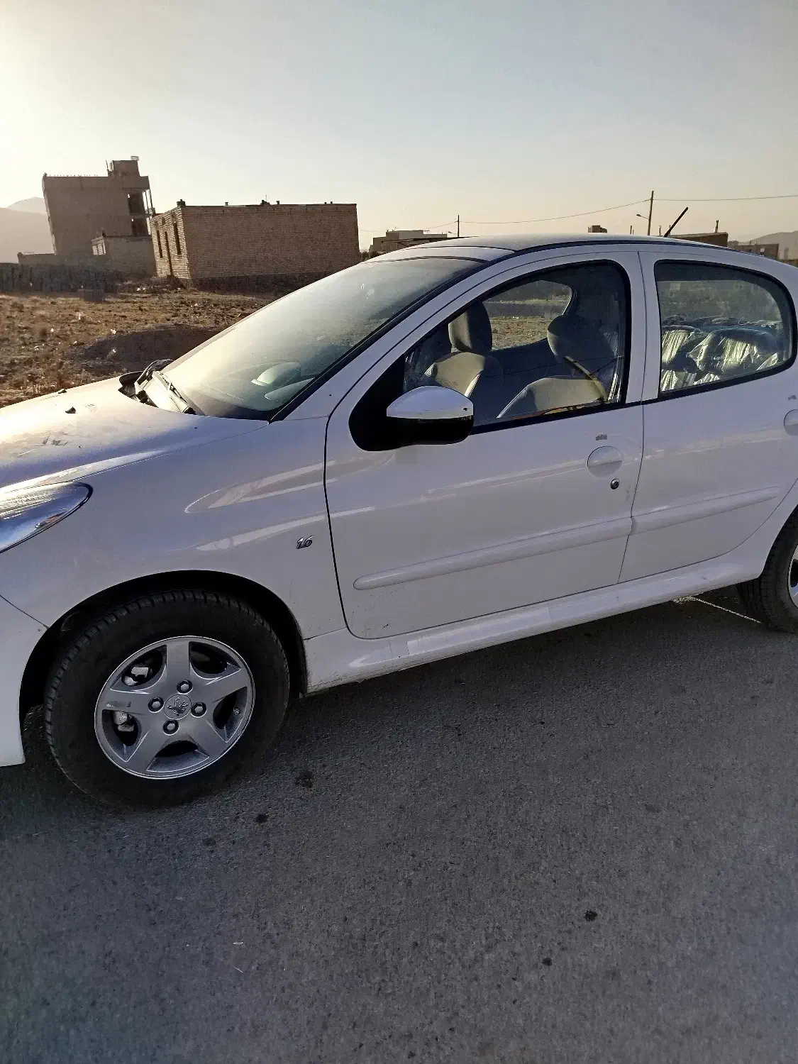 فروشی 207tu5|خودرو سواری و وانت|نیشابور, کوی یغما|دیوار