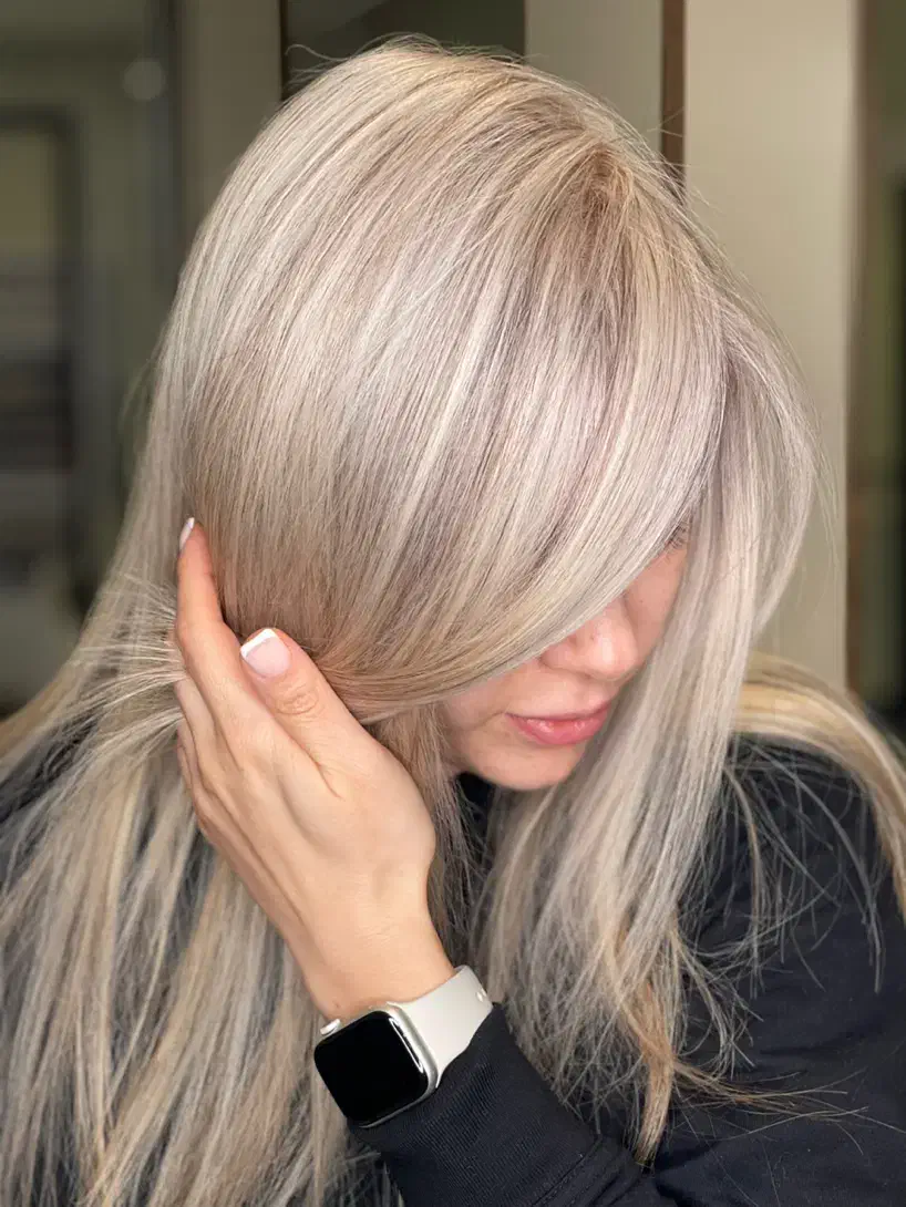 دستیار رنگ و لایت با شرایط ذکر شده|استخدام درمانی، زیبایی، بهداشتی|تهران, صادقیه|دیوار