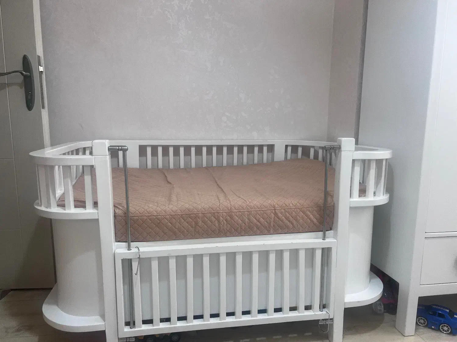 تخت کودک|تخت و صندلی بچه|تهران, مینیسیتی (شهرک نفت)|دیوار