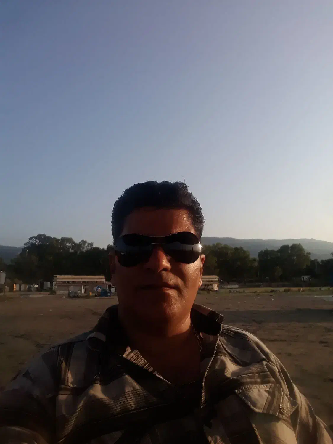 جویای کار رانندگی شرکت و کارهای دیگه|خدمات حمل و نقل|آران و بیدگل, |دیوار