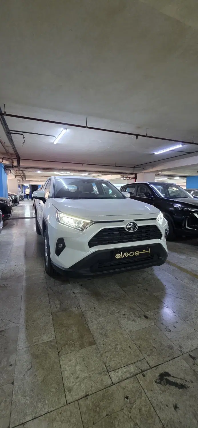تویوتا RAV4 2025 تکوارداتی نقد و اقساط|خودرو سواری و وانت|تهران, قلهک|دیوار
