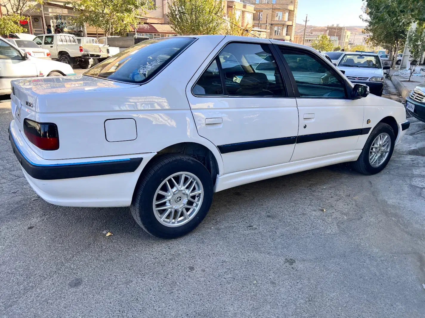 پارس ۹۲ یک تیکه رنگ|خودرو سواری و وانت|بانه, |دیوار