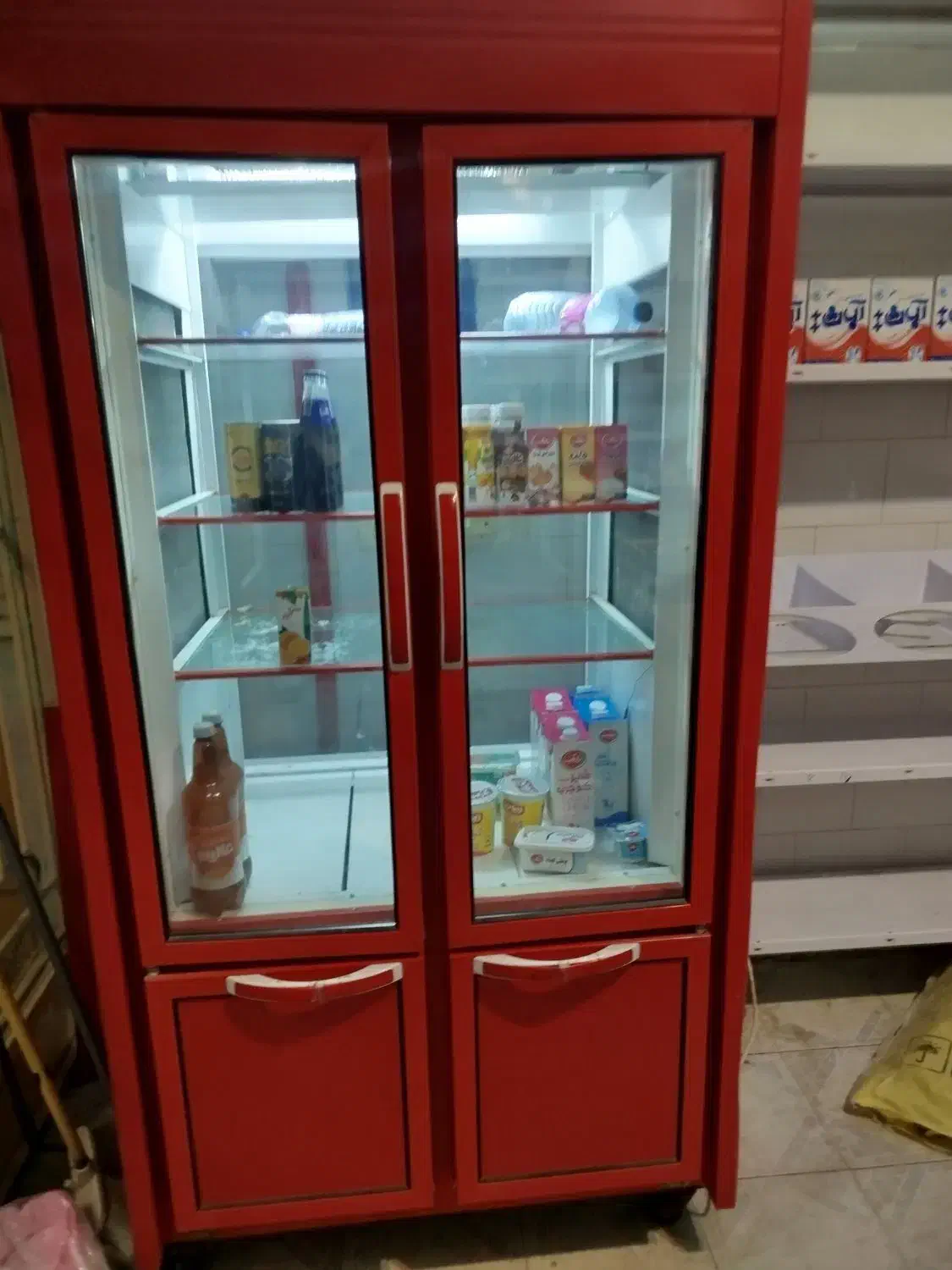 یخچال مغازه|فروشگاه و مغازه|فولادشهر, B4|دیوار